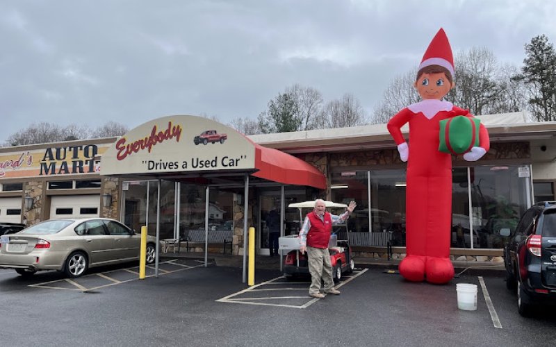 Leonard's Auto Mart