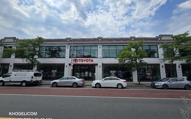 Herb Chambers Toyota of Boston