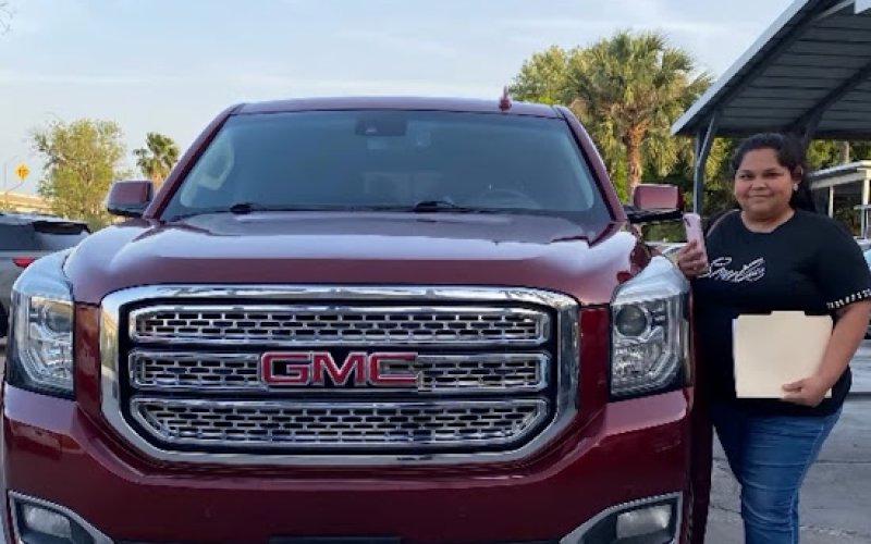 Brownsville Auto Credit — Used car dealer in Brownsville