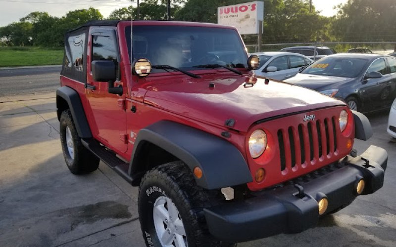 Julio's Used Cars — Used car dealer in Brownsville