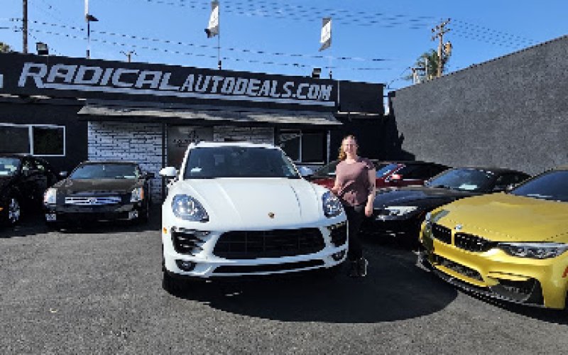 Radical Auto Deals