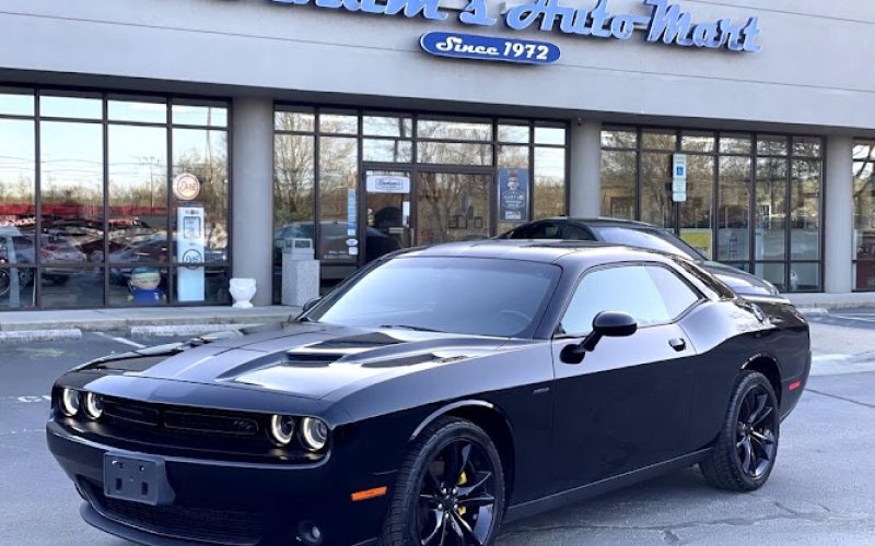 Durham's Auto Mart — Car dealer in Durham