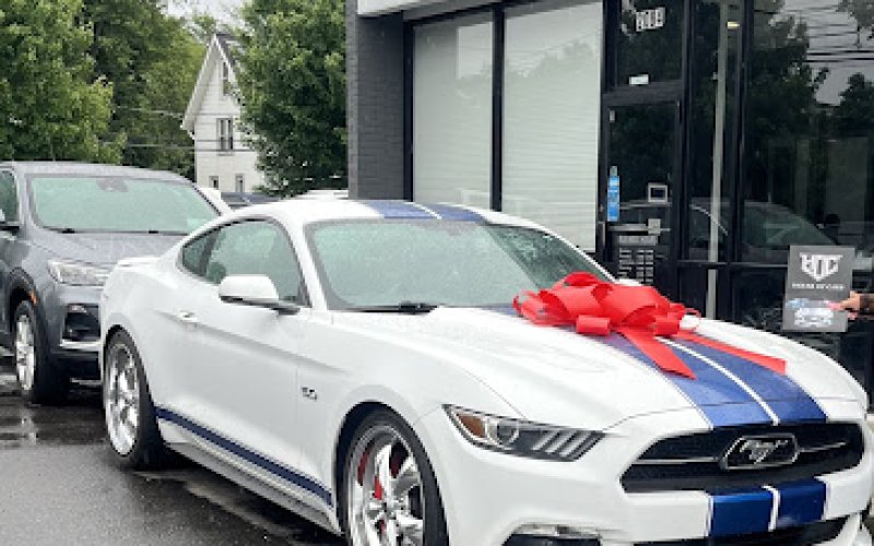 House of Cars — Car dealer in Edison