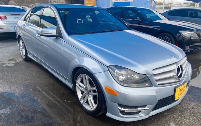 Luxury Auto Inc. — Used car dealer in Fort Worth