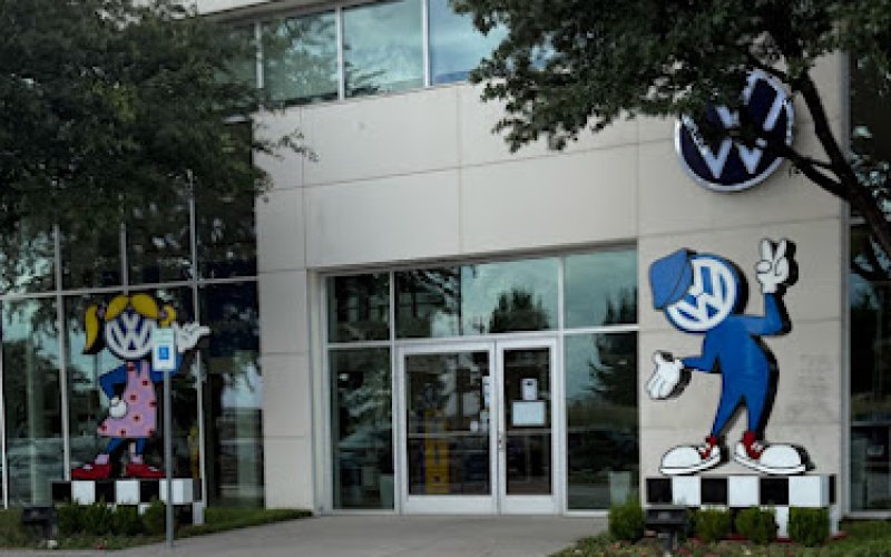 Hendrick Volkswagen Frisco — Volkswagen dealer in Frisco