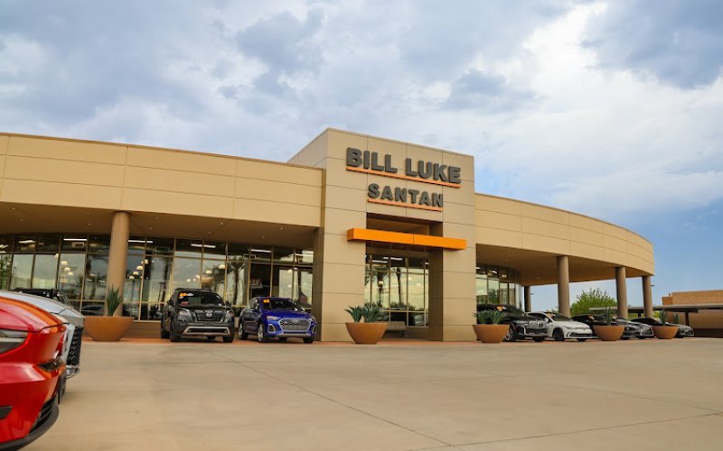 Bill Luke Santan