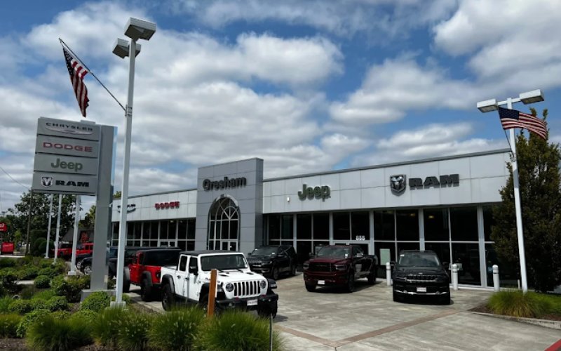 Gresham Chrysler Dodge Jeep Ram — Car dealer in Gresham