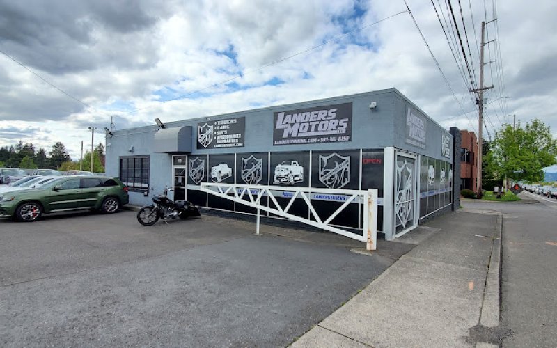 Landers Motors — Used car dealer in Gresham
