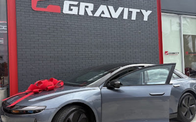 Gravity Autos Hollywood