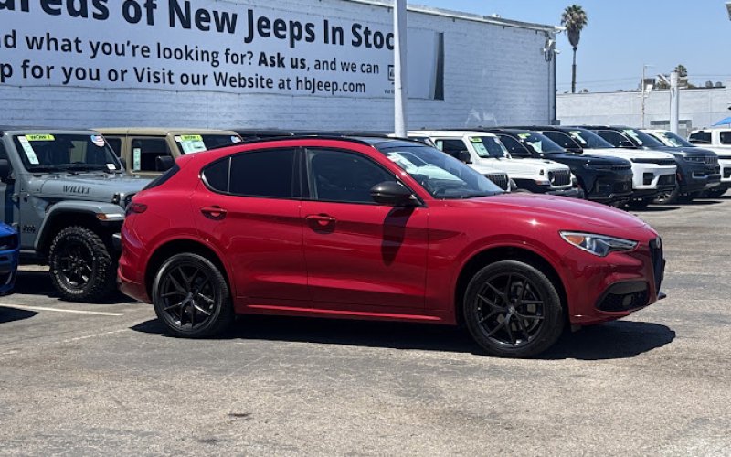 Huntington Beach Chrysler Dodge Jeep RAM — Car dealer in Huntington Beach