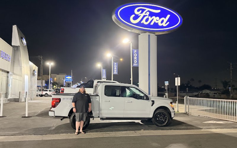 Huntington Beach Ford — Ford dealer in Huntington Beach