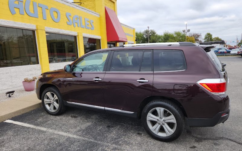 Joe's Auto Sales — Car dealer in Indianapolis