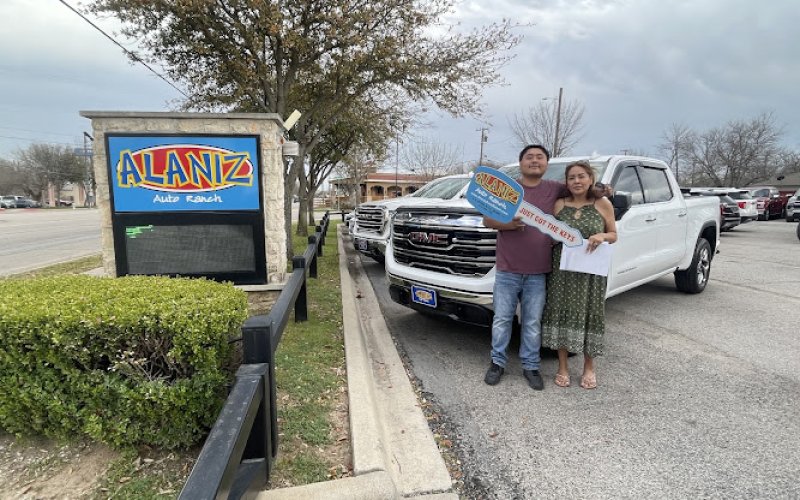 Alaniz Auto Ranch