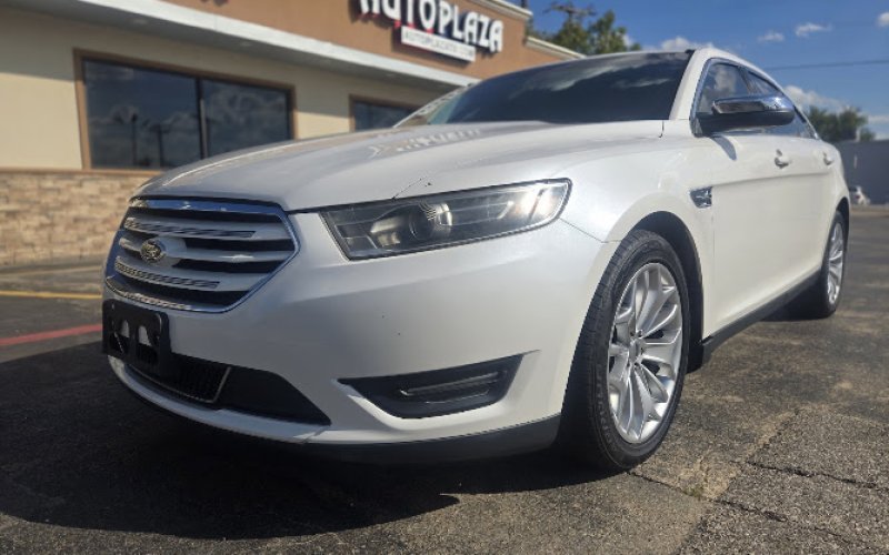 AUTO PLAZA — Car dealer in Irving