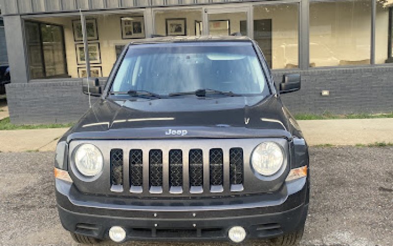 Carlot Saint Cooper — Car dealer in Memphis