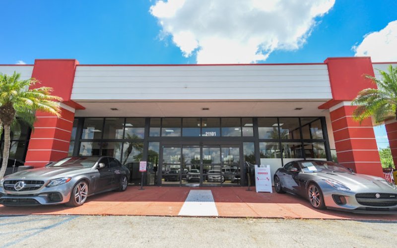 Florida Fine Cars — Used car dealer in Miami