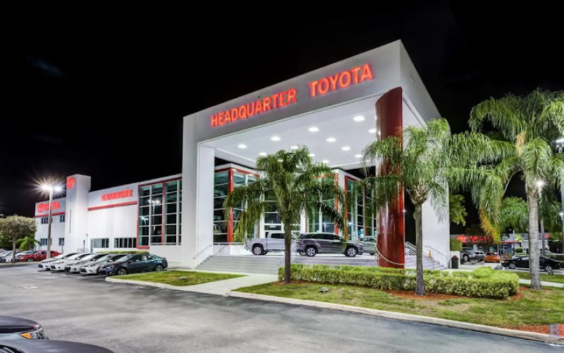Headquarter Toyota — Toyota dealer in Miami