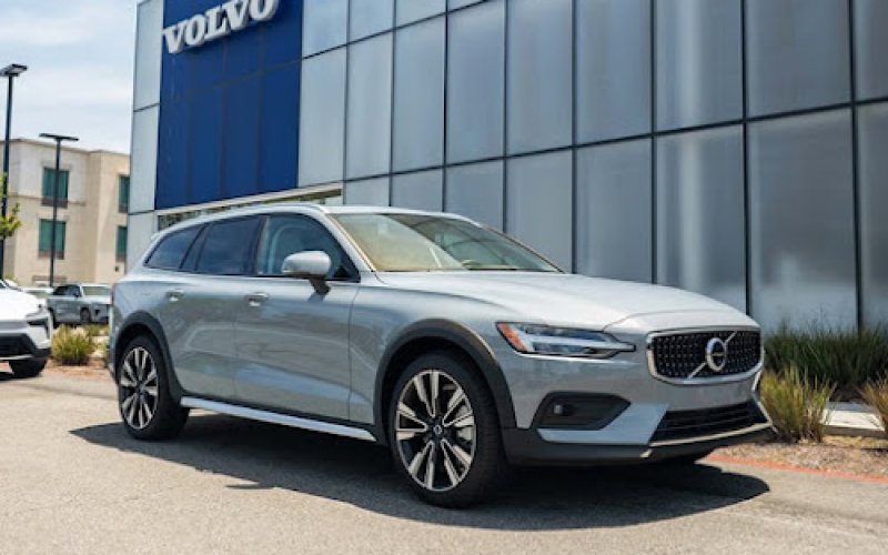 Volvo Cars Mission Viejo
