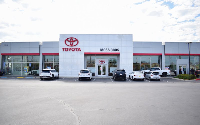 Moss Bros. Toyota of Moreno Valley — Toyota dealer in Moreno Valley