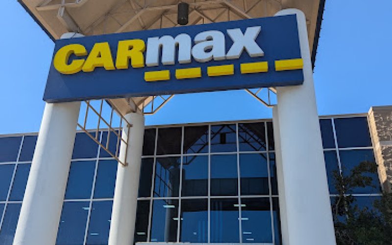 CarMax — Used car dealer in Naperville