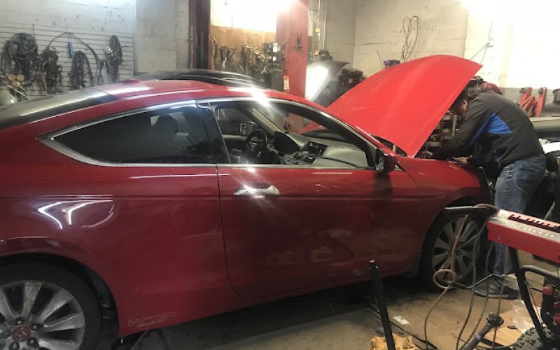 V B Motors LLC — Used car dealer in New Haven