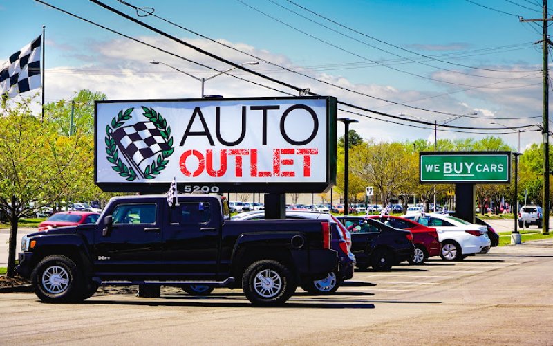 Checkered Flag Auto Outlet