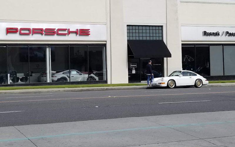 Rusnak Auto Group