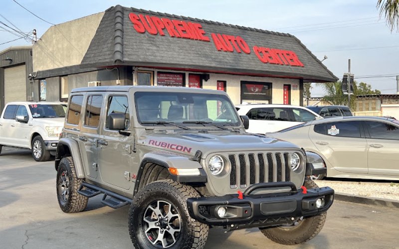 Supreme Auto Center — Used car dealer in Rialto