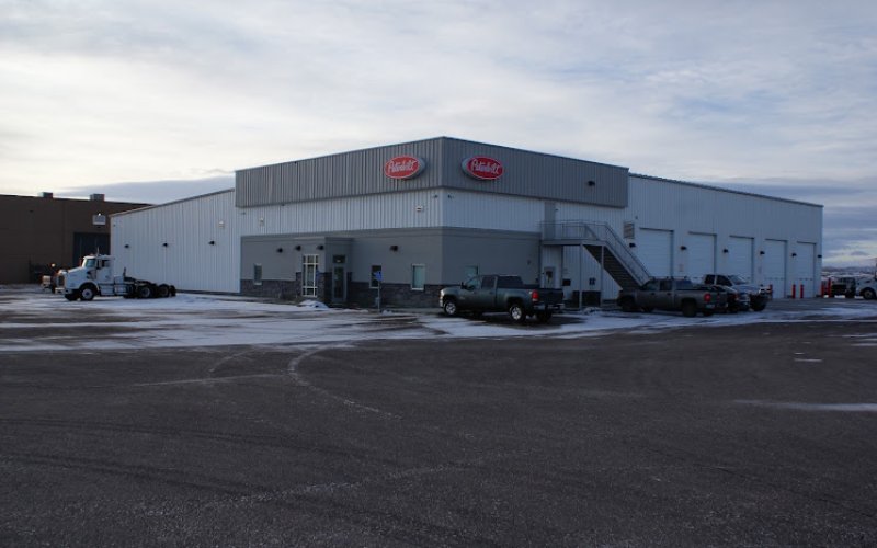 Jackson Group Peterbilt Rock Springs Wyoming — Truck dealer in Rock Springs