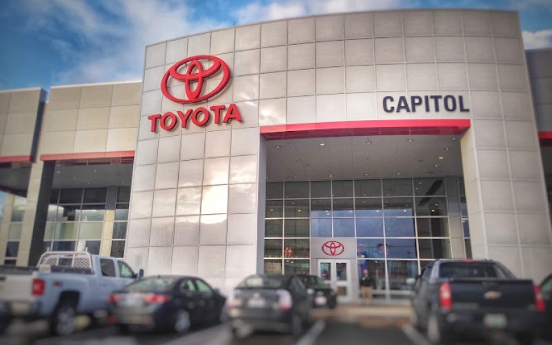 Capitol Auto Group — Car dealer in Salem