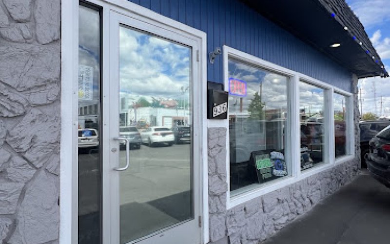 1st Gear Motorsports — Used car dealer in Spokane