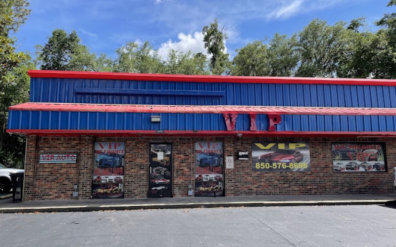 VIP AUTO CENTER — Used car dealer in Tallahassee