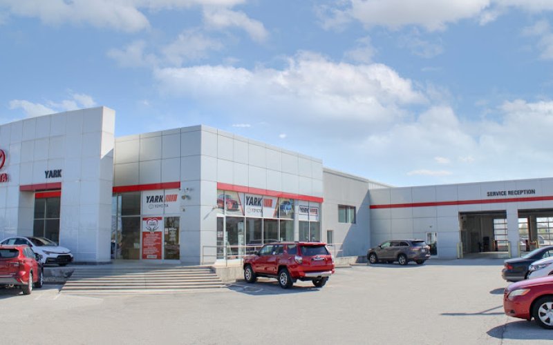 Yark Automotive Group — Car dealer in Toledo
