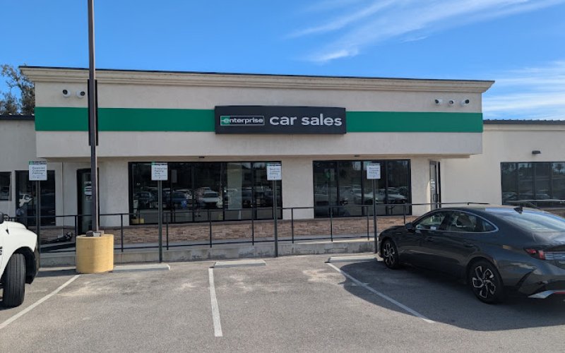 Enterprise Car Sales — Car dealer in Ventura