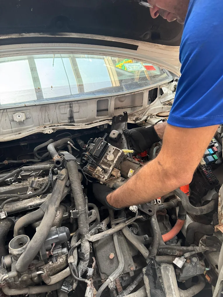 Falcon Prius Specialist LLC — photo